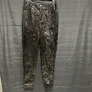 Pretty Little Thing black viscose/polyurethane pants Size‎ 6 / Box 17-23